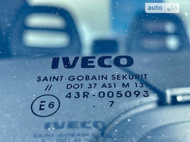 Белый Ивеко Дейли груз., объемом двигателя 0 л и пробегом 294 тыс. км за 18900 $, фото 18 на Automoto.ua