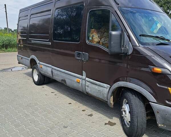 Коричневий Івеко Дейлі, об'ємом двигуна 2.8 л та пробігом 500 тис. км за 4000 $, фото 6 на Automoto.ua