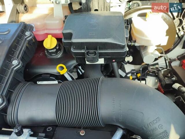 Коричневий Івеко Дейлі, об'ємом двигуна 2.3 л та пробігом 91 тис. км за 29000 $, фото 34 на Automoto.ua