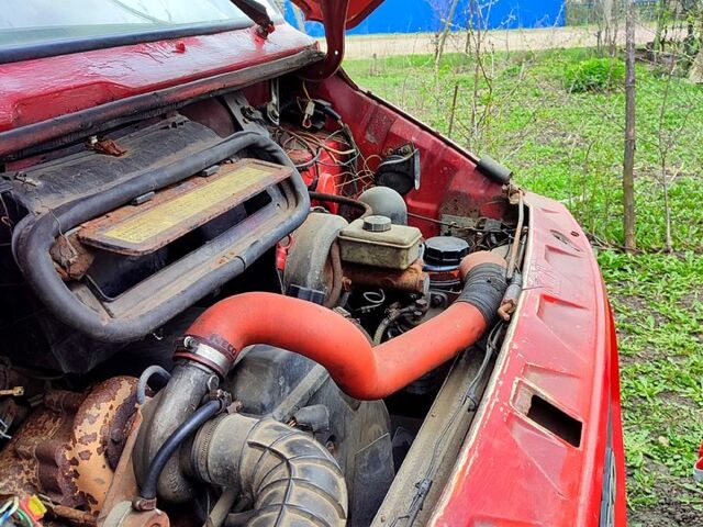 Красный Ивеко Дейли, объемом двигателя 2.8 л и пробегом 1 тыс. км за 3000 $, фото 3 на Automoto.ua