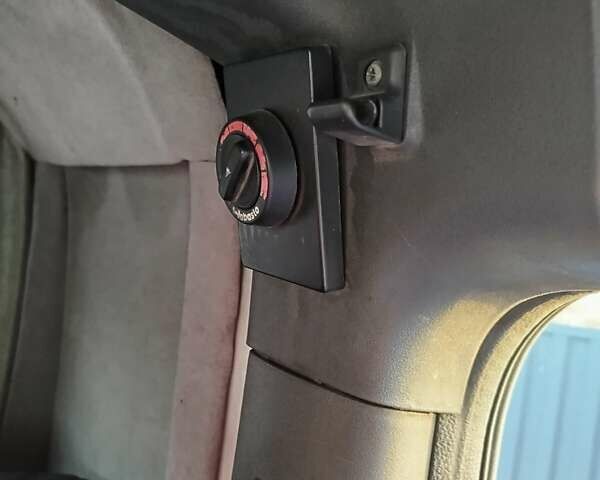 Красный Ивеко Дейли, объемом двигателя 2.9 л и пробегом 630 тыс. км за 14000 $, фото 14 на Automoto.ua