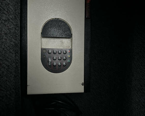 Красный Ивеко Дейли, объемом двигателя 3 л и пробегом 908 тыс. км за 19800 $, фото 18 на Automoto.ua