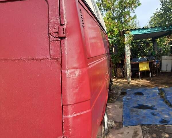 Ивеко Дейли 1992 в Харькове на Automoto.ua Красный Ивеко Дейли, объемом двигателя 2.5 л и пробегом 130 тыс. км за 4200 $, фото 4 на Automoto.ua