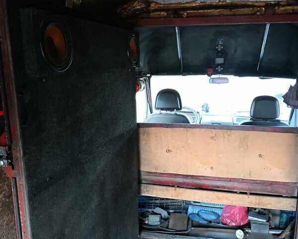 Івеко Дейлі 1995 у Луцьку на Automoto.ua Червоний Івеко Дейлі, об'ємом двигуна 2.5 л та пробігом 500 тис. км за 3000 $, фото 10 на Automoto.ua