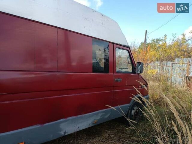 Івеко Дейлі 1995 у Луцьку на Automoto.ua Червоний Івеко Дейлі, об'ємом двигуна 2.5 л та пробігом 500 тис. км за 3000 $, фото 4 на Automoto.ua