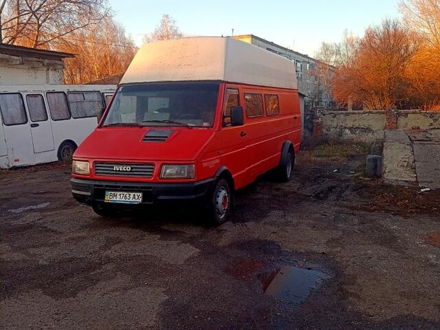 Красный Ивеко Дейли, объемом двигателя 2.5 л и пробегом 330 тыс. км за 3500 $, фото 1 на Automoto.ua