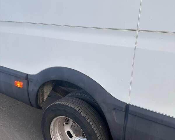 Червоний Івеко Дейлі, об'ємом двигуна 3 л та пробігом 325 тис. км за 12200 $, фото 5 на Automoto.ua