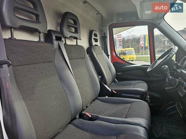 Красный Ивеко Дейли, объемом двигателя 2.3 л и пробегом 220 тыс. км за 17950 $, фото 18 на Automoto.ua