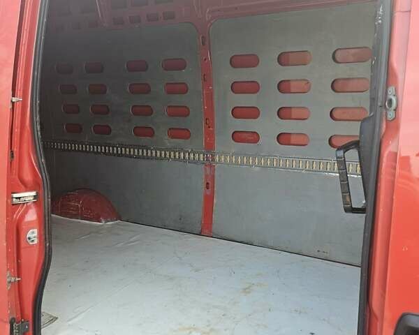 Красный Ивеко Дейли, объемом двигателя 2.3 л и пробегом 220 тыс. км за 17950 $, фото 20 на Automoto.ua
