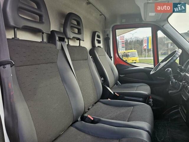 Красный Ивеко Дейли, объемом двигателя 2.3 л и пробегом 220 тыс. км за 17950 $, фото 17 на Automoto.ua