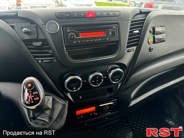 Красный Ивеко Дейли, объемом двигателя 3 л и пробегом 336 тыс. км за 34568 $, фото 9 на Automoto.ua