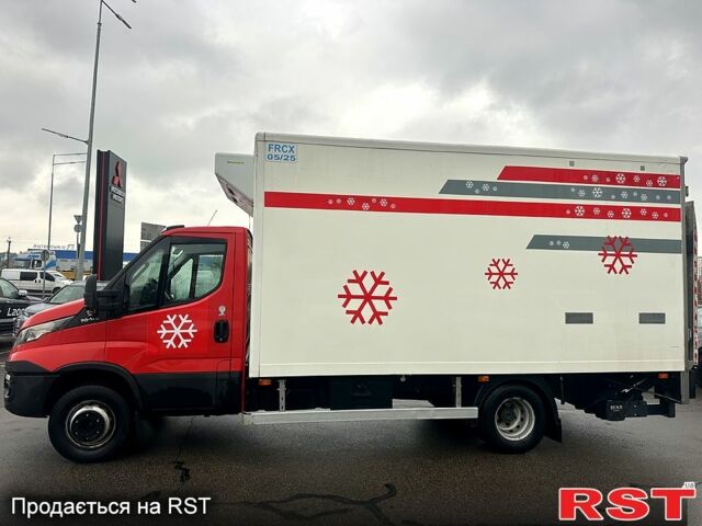 Красный Ивеко Дейли, объемом двигателя 3 л и пробегом 336 тыс. км за 34568 $, фото 3 на Automoto.ua