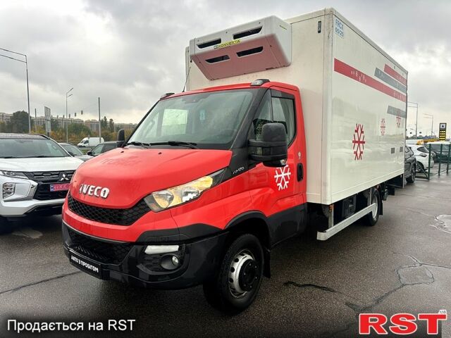 Красный Ивеко Дейли, объемом двигателя 3 л и пробегом 336 тыс. км за 34568 $, фото 2 на Automoto.ua