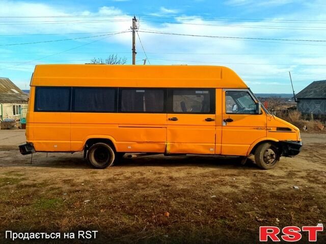 Ивеко Дейли, объемом двигателя 2.2 л и пробегом 522 тыс. км за 2000 $, фото 2 на Automoto.ua