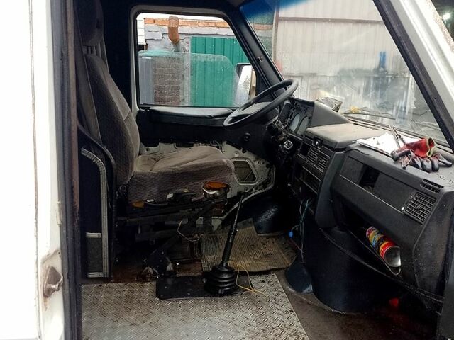 Івеко Дейлі 1998 у Радомышле на Automoto.ua Івеко Дейлі, об'ємом двигуна 2.8 л та пробігом 500 тис. км за 1300 $, фото 1 на Automoto.ua