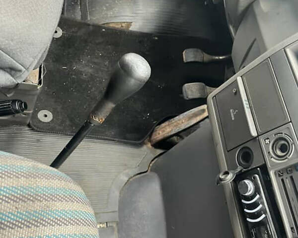 Ивеко Дейли, объемом двигателя 2.5 л и пробегом 746 тыс. км за 2500 $, фото 6 на Automoto.ua