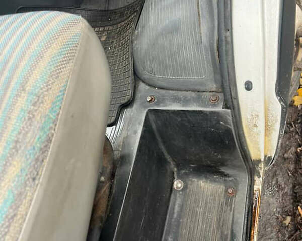 Ивеко Дейли, объемом двигателя 2.5 л и пробегом 746 тыс. км за 2500 $, фото 5 на Automoto.ua