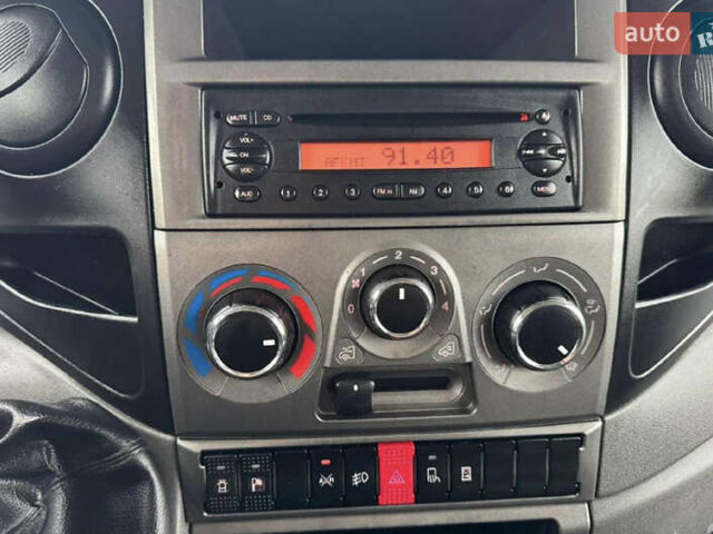 Івеко Дейлі, об'ємом двигуна 3 л та пробігом 135 тис. км за 20550 $, фото 16 на Automoto.ua