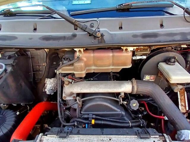 Івеко Дейлі, об'ємом двигуна 2.8 л та пробігом 200 тис. км за 3900 $, фото 10 на Automoto.ua
