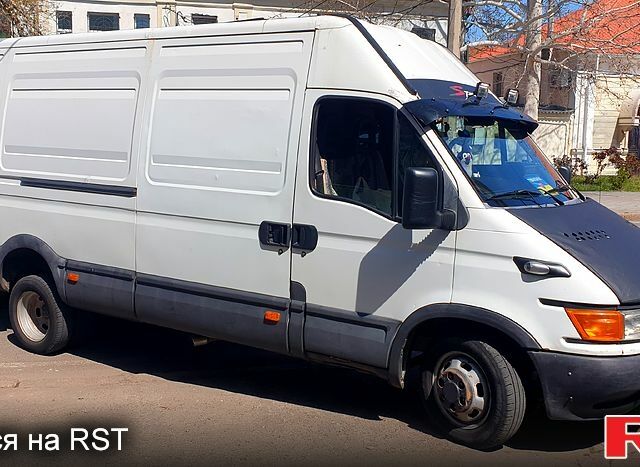 Ивеко Дейли, объемом двигателя 3 л и пробегом 350 тыс. км за 9900 $, фото 6 на Automoto.ua