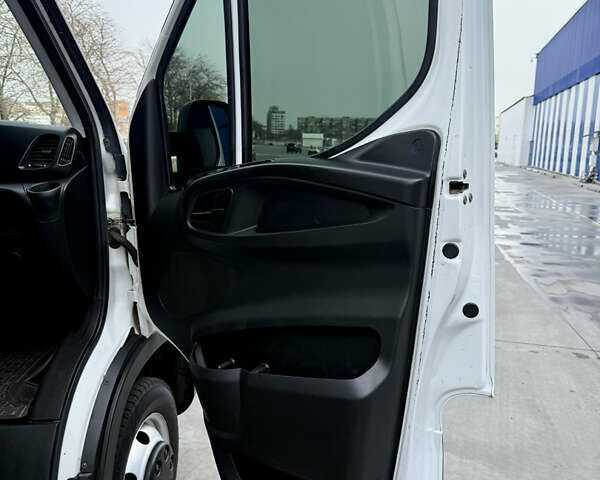 Ивеко Дейли, объемом двигателя 3 л и пробегом 239 тыс. км за 20900 $, фото 40 на Automoto.ua