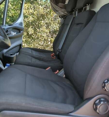 Івеко Дейлі 2019 у Житомирі на Automoto.ua Івеко Дейлі, об'ємом двигуна 3 л та пробігом 547 тис. км за 24000 $, фото 1 на Automoto.ua