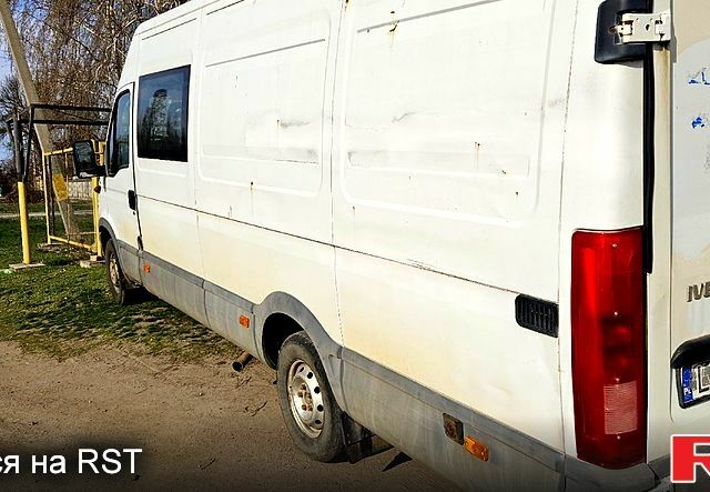Ивеко Дейли, объемом двигателя 2.8 л и пробегом 300 тыс. км за 2000 $, фото 3 на Automoto.ua