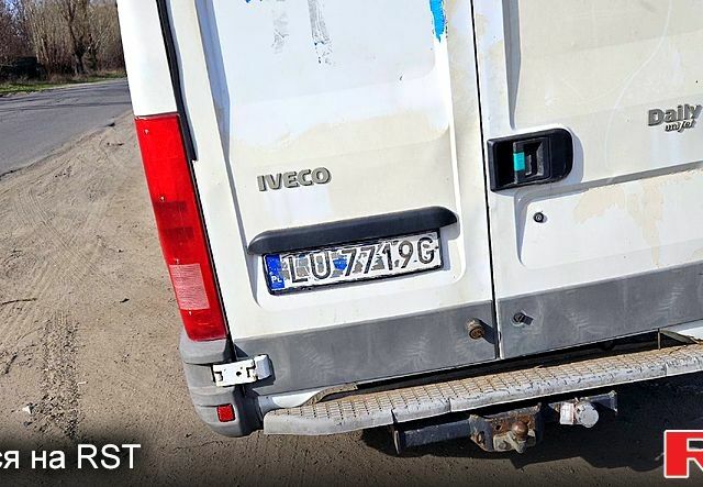 Ивеко Дейли, объемом двигателя 2.8 л и пробегом 300 тыс. км за 2000 $, фото 1 на Automoto.ua