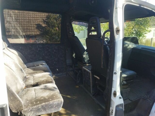 Белый Ивеко Дейли пасс., объемом двигателя 2.8 л и пробегом 422 тыс. км за 5850 $, фото 10 на Automoto.ua