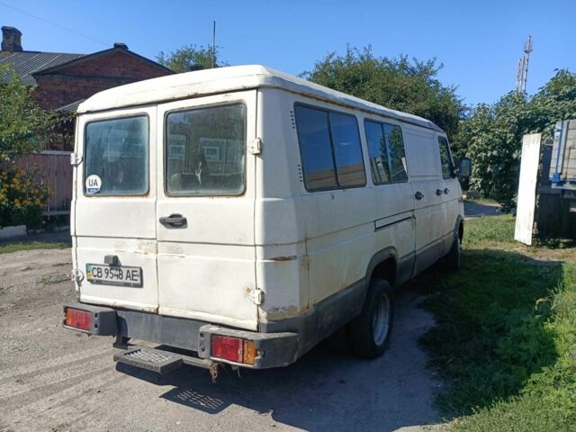 Белый Ивеко Дейли пасс., объемом двигателя 0 л и пробегом 123 тыс. км за 1000 $, фото 2 на Automoto.ua