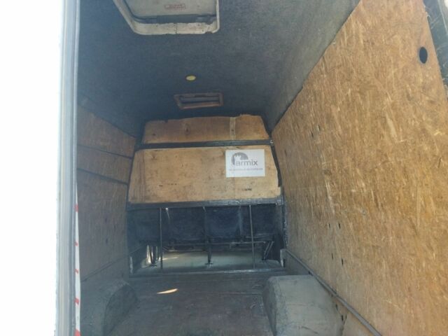 Белый Ивеко Дейли пасс., объемом двигателя 2.8 л и пробегом 422 тыс. км за 5850 $, фото 9 на Automoto.ua