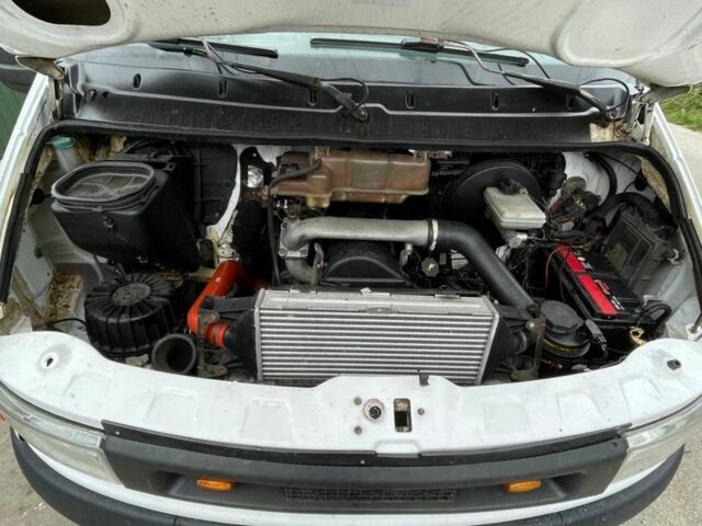 Белый Ивеко Дейли пасс., объемом двигателя 2.8 л и пробегом 412 тыс. км за 7800 $, фото 3 на Automoto.ua