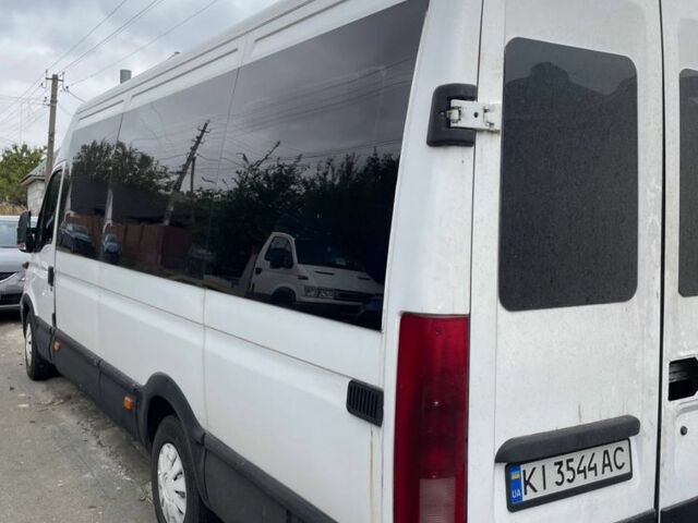 Белый Ивеко Дейли пасс., объемом двигателя 2.8 л и пробегом 412 тыс. км за 7800 $, фото 2 на Automoto.ua