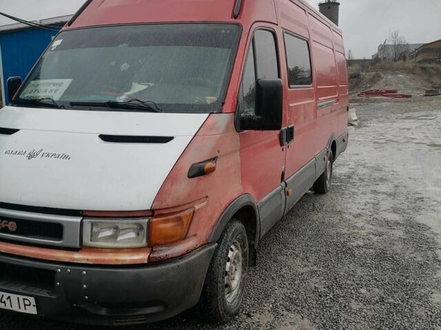 Красный Ивеко Дейли пасс., объемом двигателя 2.8 л и пробегом 334 тыс. км за 3200 $, фото 3 на Automoto.ua