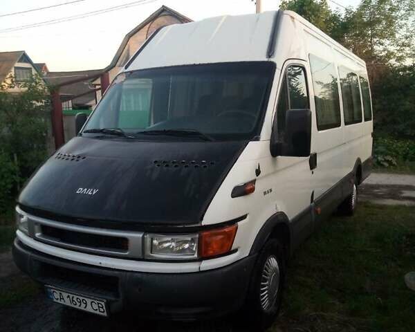 Івеко Daily пасс., об'ємом двигуна 2.8 л та пробігом 418 тис. км за 5800 $, фото 1 на Automoto.ua