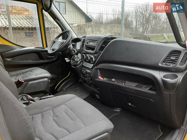 Желтый Ивеко Дейли, объемом двигателя 3 л и пробегом 398 тыс. км за 36500 $, фото 6 на Automoto.ua