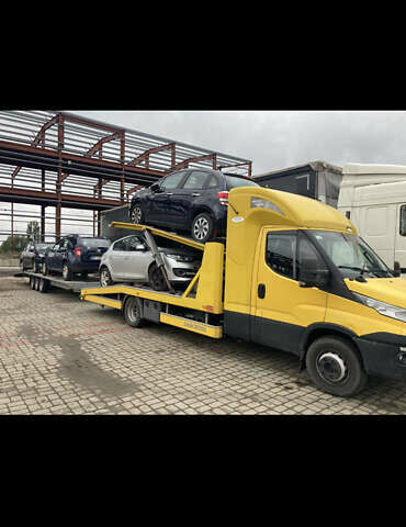 Желтый Ивеко Дейли, объемом двигателя 3 л и пробегом 398 тыс. км за 45500 $, фото 5 на Automoto.ua