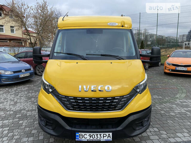 Желтый Ивеко Дейли, объемом двигателя 3 л и пробегом 112 тыс. км за 40500 $, фото 3 на Automoto.ua
