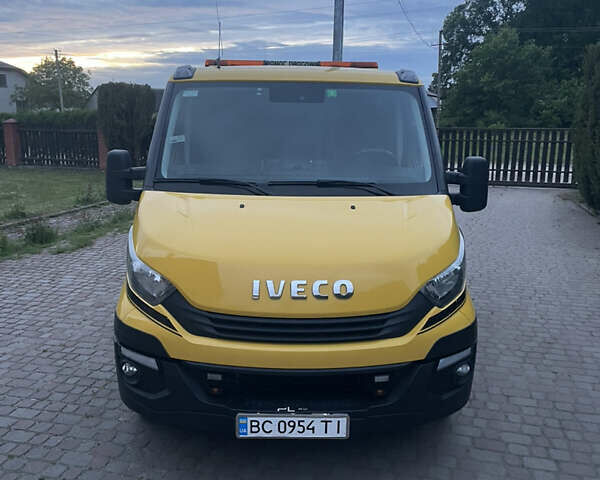 Желтый Ивеко Дейли, объемом двигателя 3 л и пробегом 420 тыс. км за 21500 $, фото 4 на Automoto.ua
