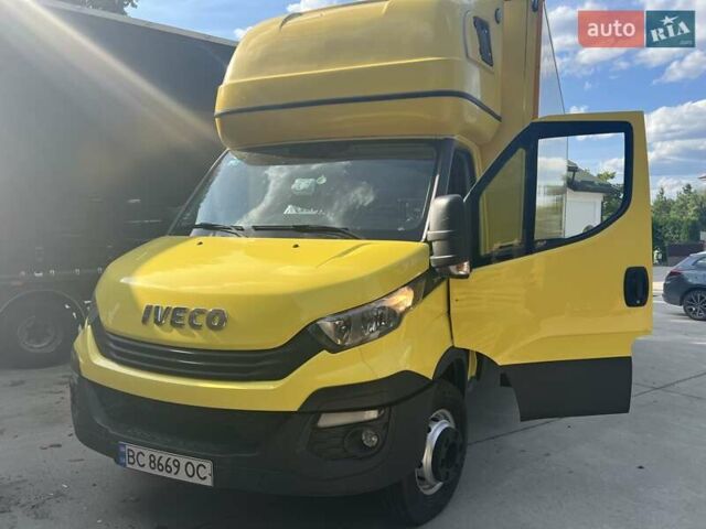 Желтый Ивеко Дейли, объемом двигателя 3 л и пробегом 309 тыс. км за 25800 $, фото 2 на Automoto.ua