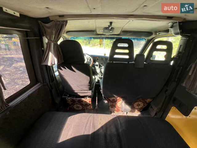 Івеко Дейлі 2000 у Межгорье на Automoto.ua Жовтий Івеко Дейлі, об'ємом двигуна 2.8 л та пробігом 400 тис. км за 3500 $, фото 9 на Automoto.ua
