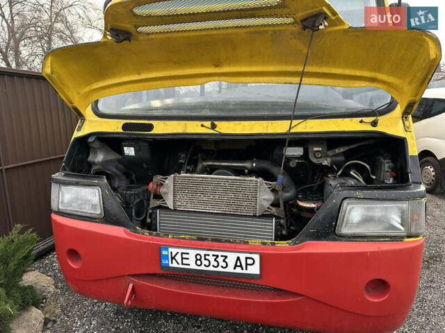 Жовтий Івеко Дейлі, об'ємом двигуна 2.8 л та пробігом 400 тис. км за 13999 $, фото 2 на Automoto.ua