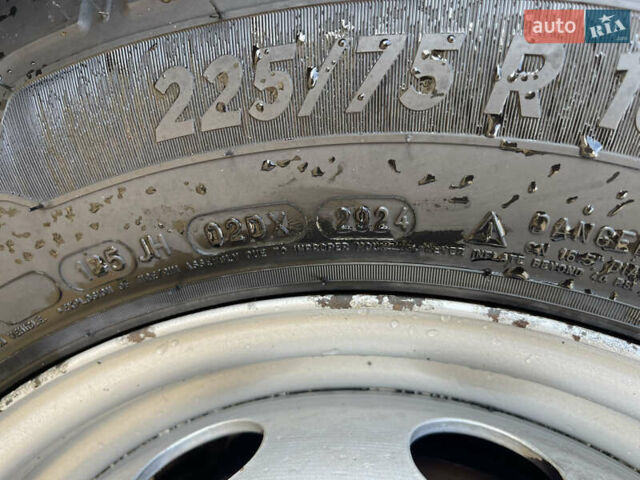 Серый Ивеко Дейли, объемом двигателя 3 л и пробегом 223 тыс. км за 38900 $, фото 61 на Automoto.ua