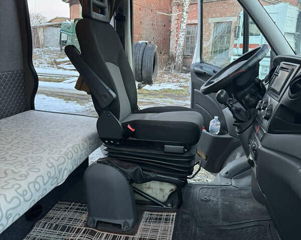 Сірий Івеко Дейлі, об'ємом двигуна 3 л та пробігом 314 тис. км за 49041 $, фото 10 на Automoto.ua