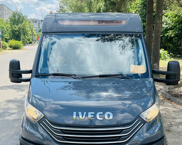 Серый Ивеко Дейли, объемом двигателя 3 л и пробегом 463 тыс. км за 26800 $, фото 2 на Automoto.ua