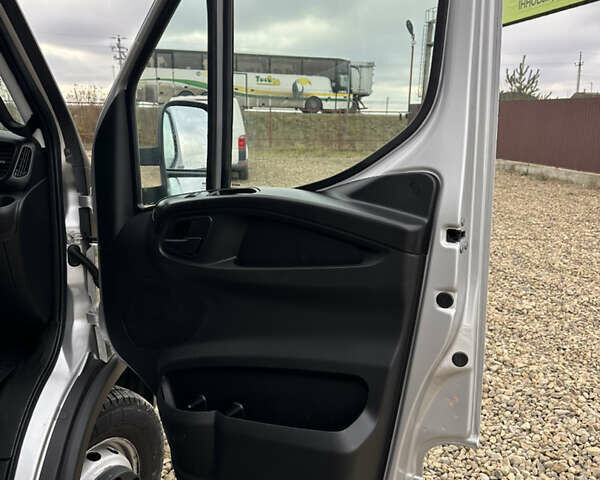 Сірий Івеко Дейлі, об'ємом двигуна 3 л та пробігом 265 тис. км за 33700 $, фото 30 на Automoto.ua