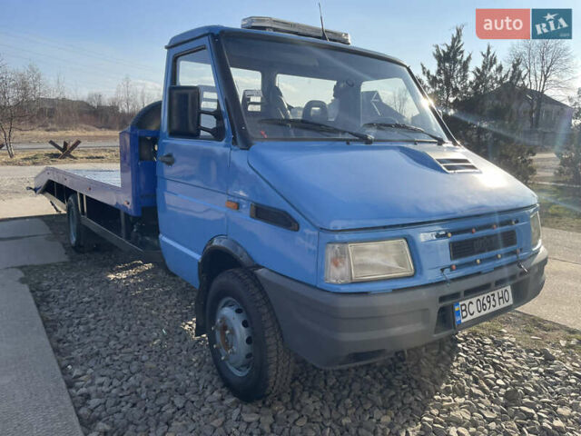 Синий Ивеко Дейли, объемом двигателя 2.8 л и пробегом 680 тыс. км за 7000 $, фото 3 на Automoto.ua