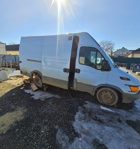 Синий Ивеко Дейли, объемом двигателя 2.8 л и пробегом 100 тыс. км за 1500 $, фото 1 на Automoto.ua