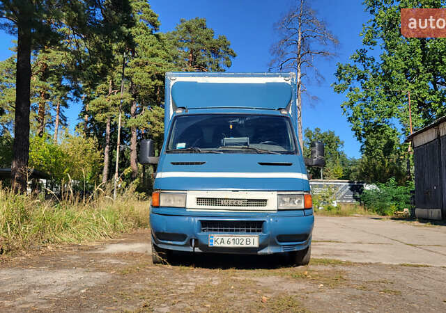 Синий Ивеко Дейли, объемом двигателя 2.8 л и пробегом 500 тыс. км за 6400 $, фото 5 на Automoto.ua