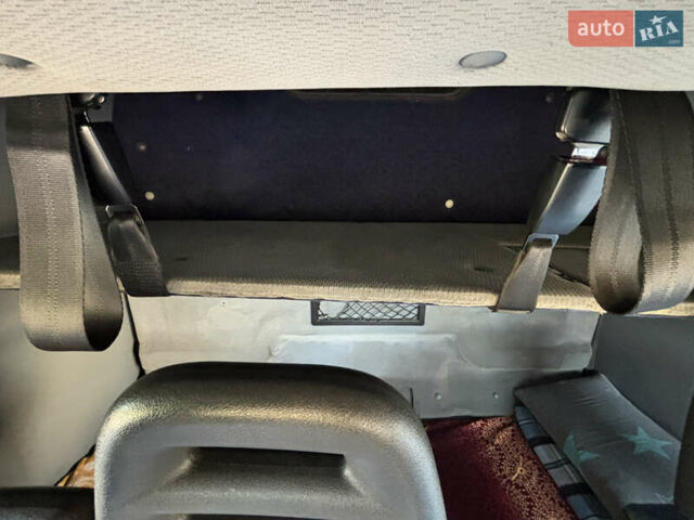 Синій Івеко Дейлі, об'ємом двигуна 2.8 л та пробігом 450 тис. км за 6300 $, фото 15 на Automoto.ua